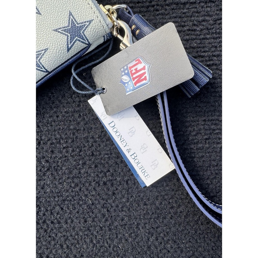 Dooney & Bourke NFL Dallas Cowboys Slim Wristlet Wallet NWT Gray Blue - Picture 8 of 11